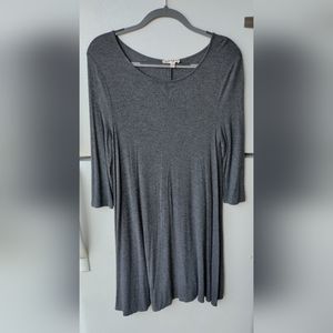 Women's quarter sleeve dress